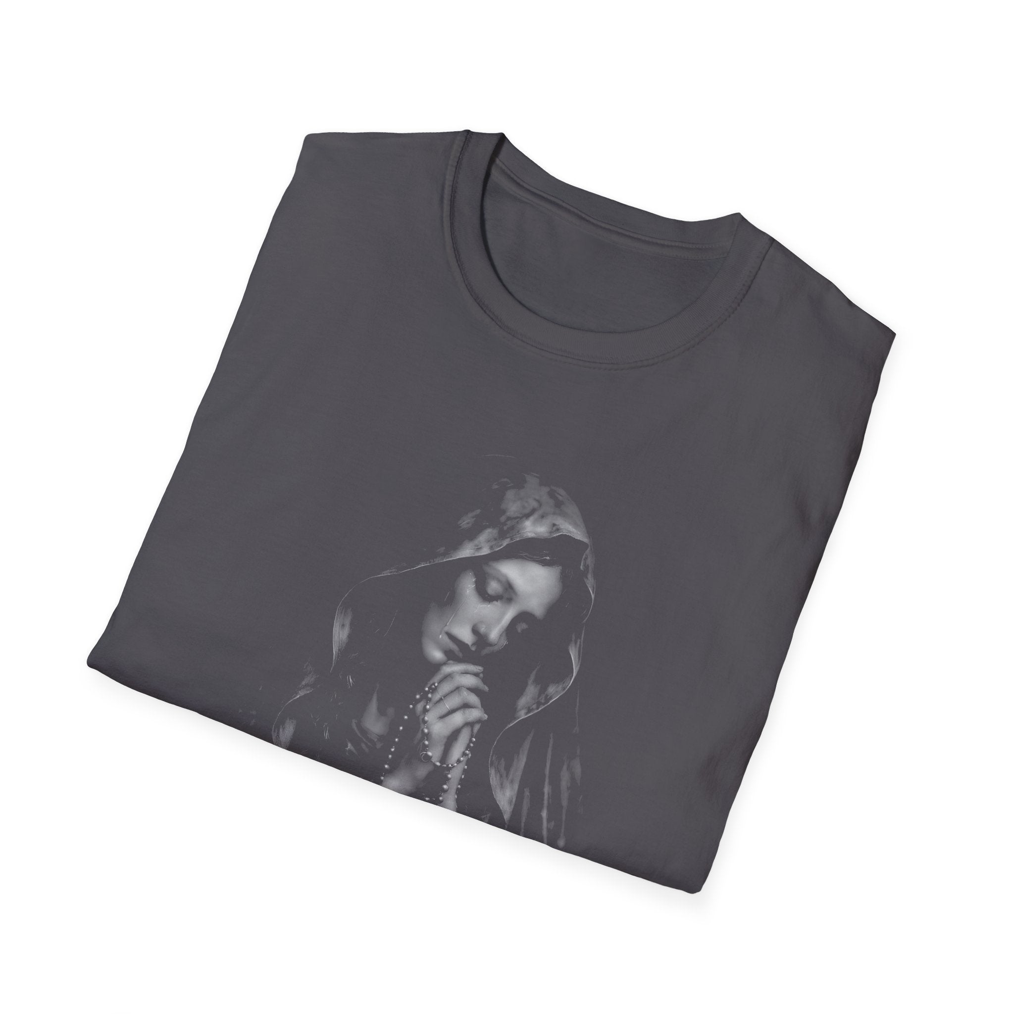 Virgin mary praying with rosary catholic christian marian devotion sacred prayer T-Shirt