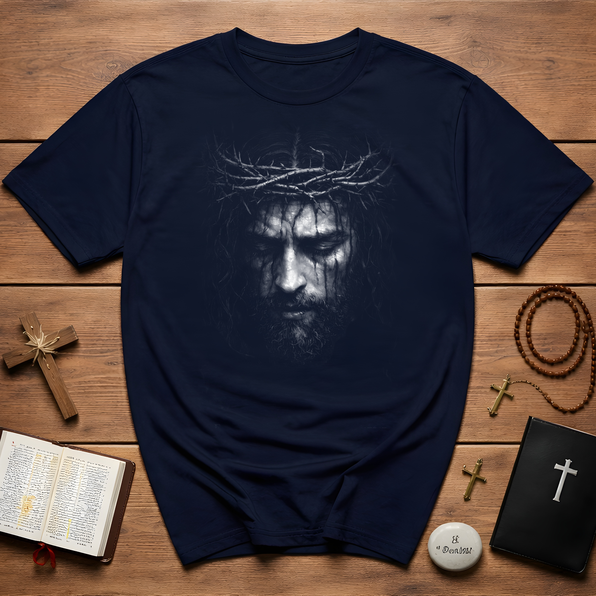 Jesus christ crown of thorns suffering savior portrait for good friday and easter faith reflection T-Shirt