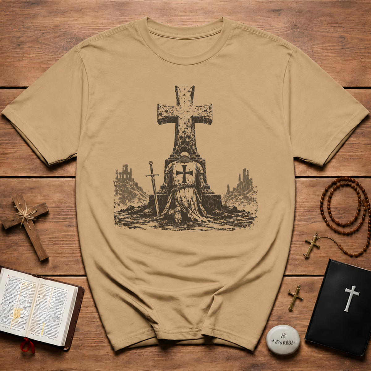 Templar Knight Kneeling In Prayer T-Shirt