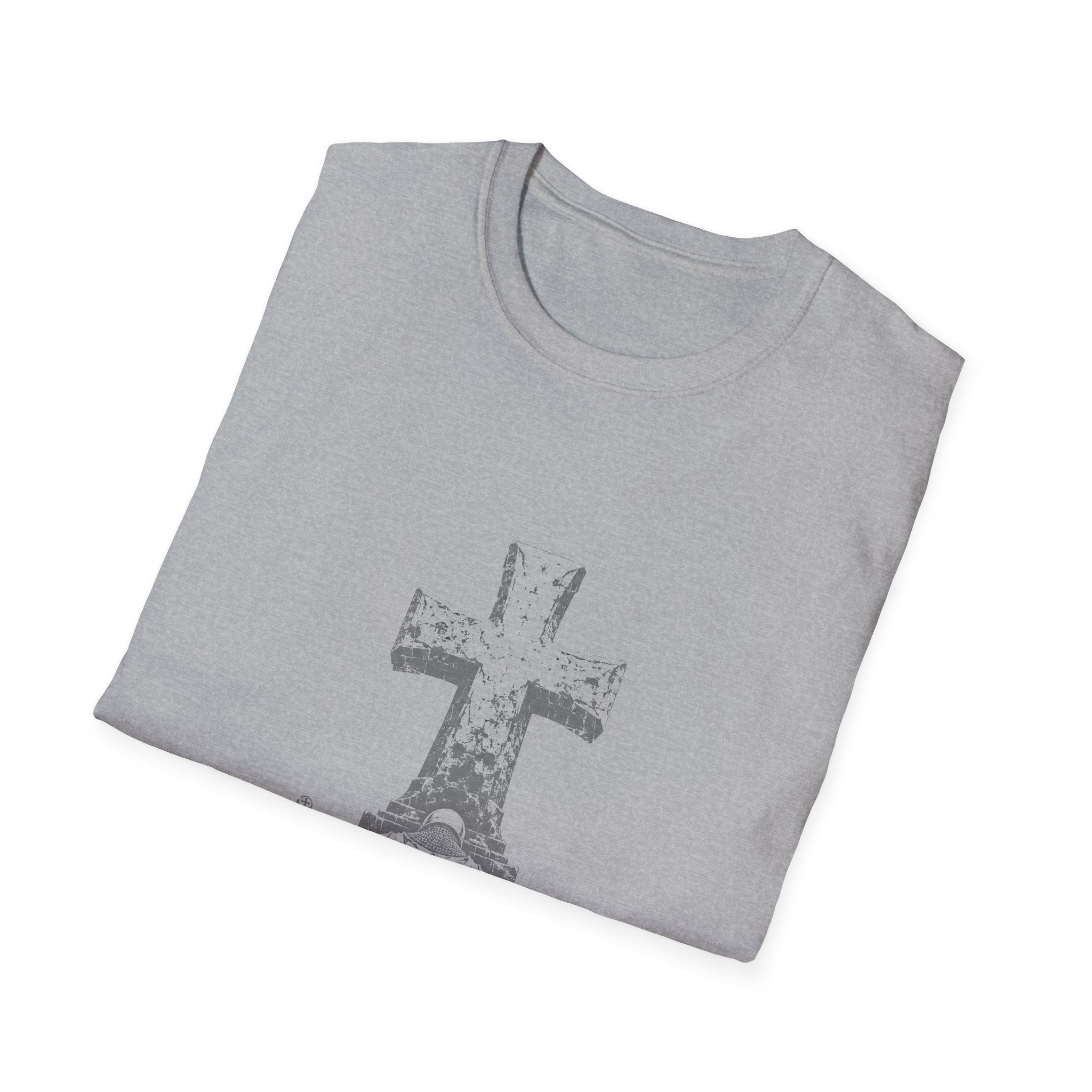 Medieval Crusader Knight Kneeling In Prayer At Cross Christian Warrior Faith T-Shirt